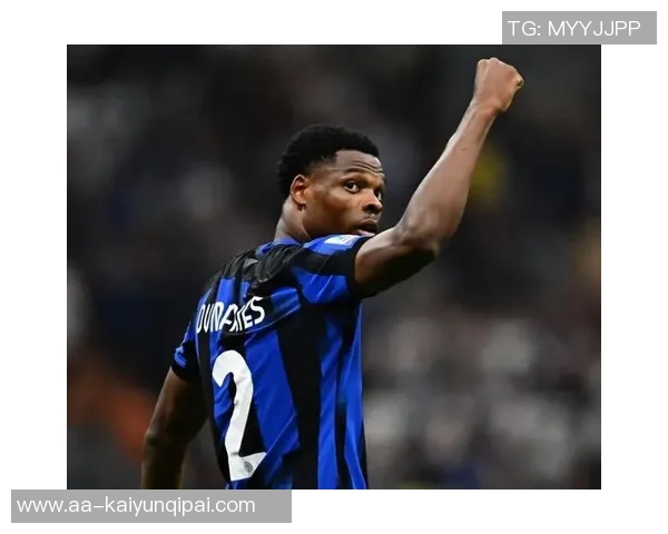 英超两强盯上邓弗里斯解约金高达2500万欧元